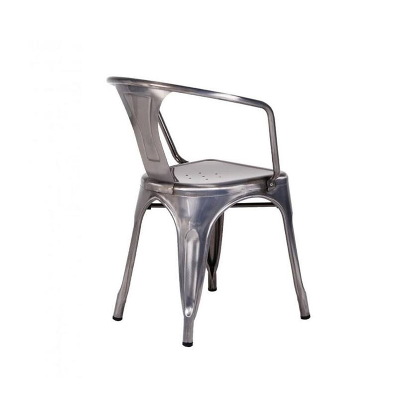Chaise Kamorie