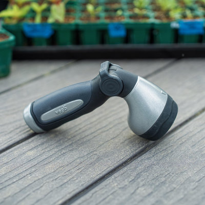 Watering 9 Spray Pattern Garden Hose Nozzle