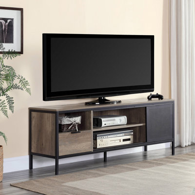 Nantan Rustic Oak Finish TV Stand (TV Stand)