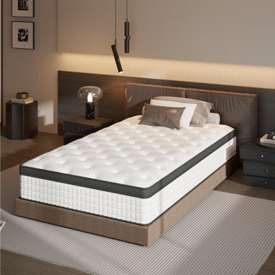 Matelas pour grand lit 10 po, mousse à mémoire de forme hybride ferme avec matelas à ressorts ensachés dans une boîte