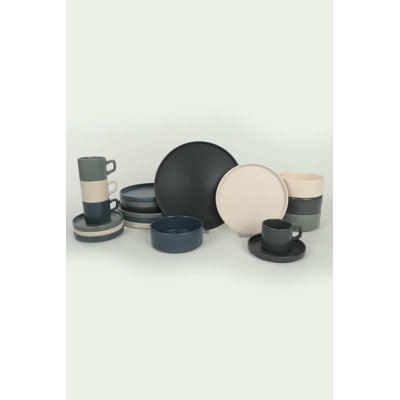 Nayelie Piece Ceramic Dinnerware Set - Service for 4