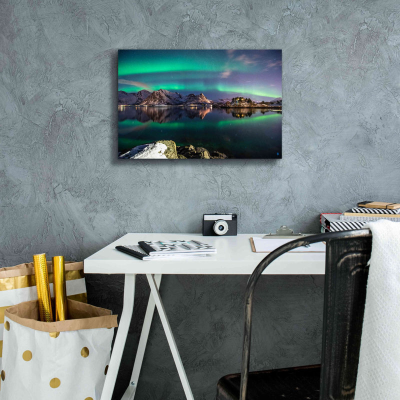 «Northern Light Aurora Borealis» par Epic Portfolio, estampe numérique sur toile, H 12 po x l 18 po x P 0,75 po