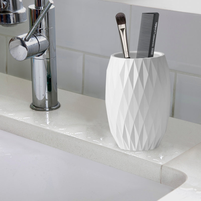 Bathroom Accessory Set, White