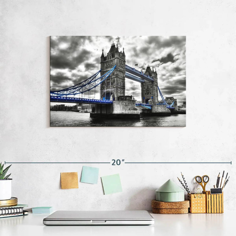 Hannes London Tower Bridge Pop, 8" H x 12" W