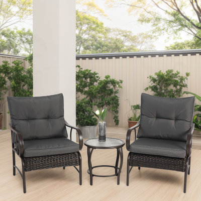 3-Piece Wicker Set with 2 Armchairs