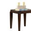 Table de bout avec pieds fuselés