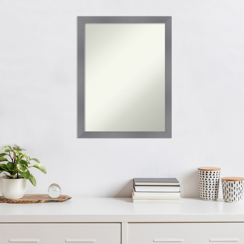 Miroir mural Jerlyn, 26,5 po x 20,5 po, gris