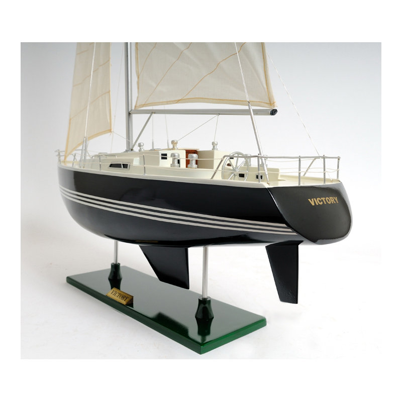 Bateau pour le modèle de la victoire