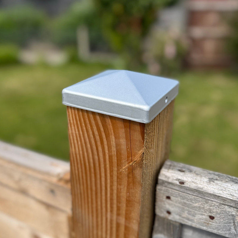 Selections Silver Steel Post Cap / Top