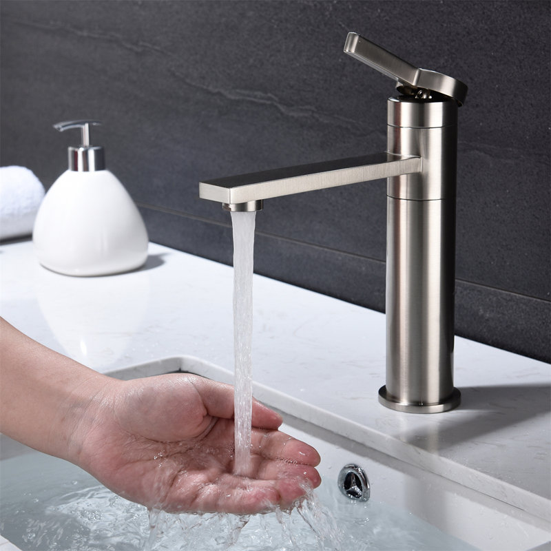 Single-Hole Single-handle Bathroom Faucet