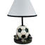 Lampe de table haute 15 po en polyrésine, forme soccer, abat-jour conique en lin