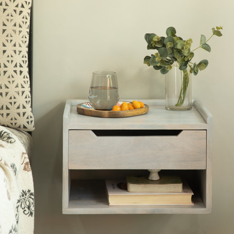Table de chevet Alina en bois massif avec plateau et rangement ouvert, Gris