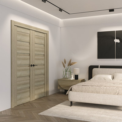 Porte standard à persiennes en bois manufacturé à panneaux