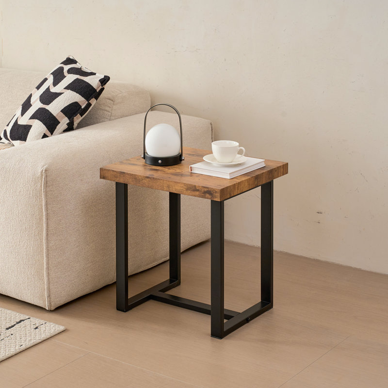 Table de chevet en noyer, table de bout en panneau de fibres à densité moyenne, petite table de thé et canapé avec pieds en métal