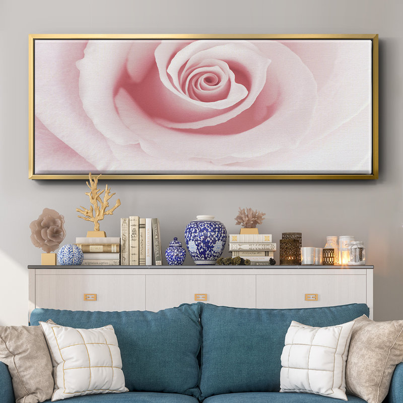 «Rose Embrace», toile encadrée, H 24 po x l 60 po