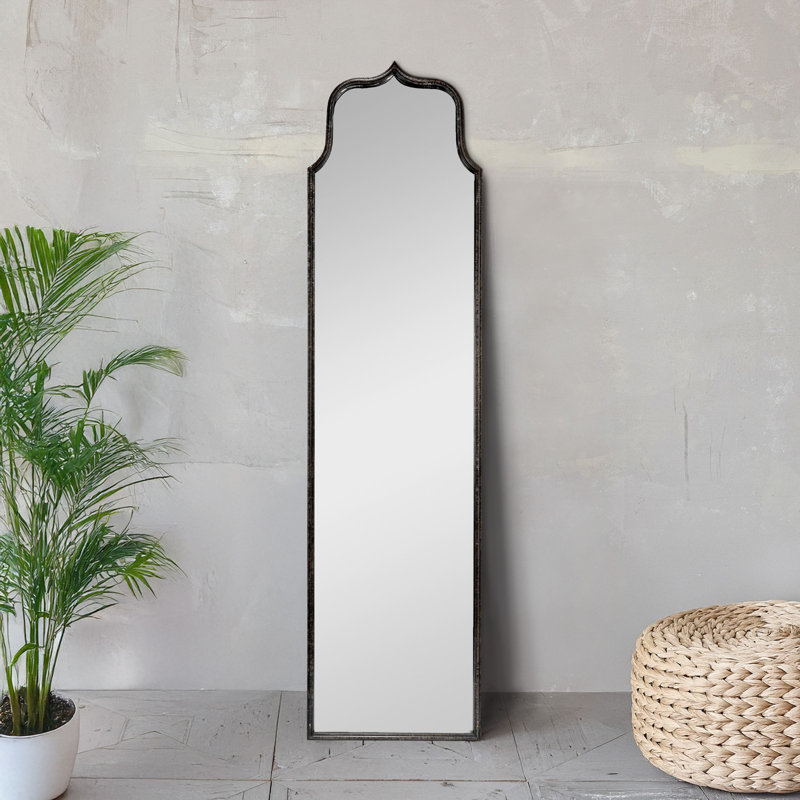 Miroir mural Devyn, 70,1 po x 17,7 po, Noir patiné