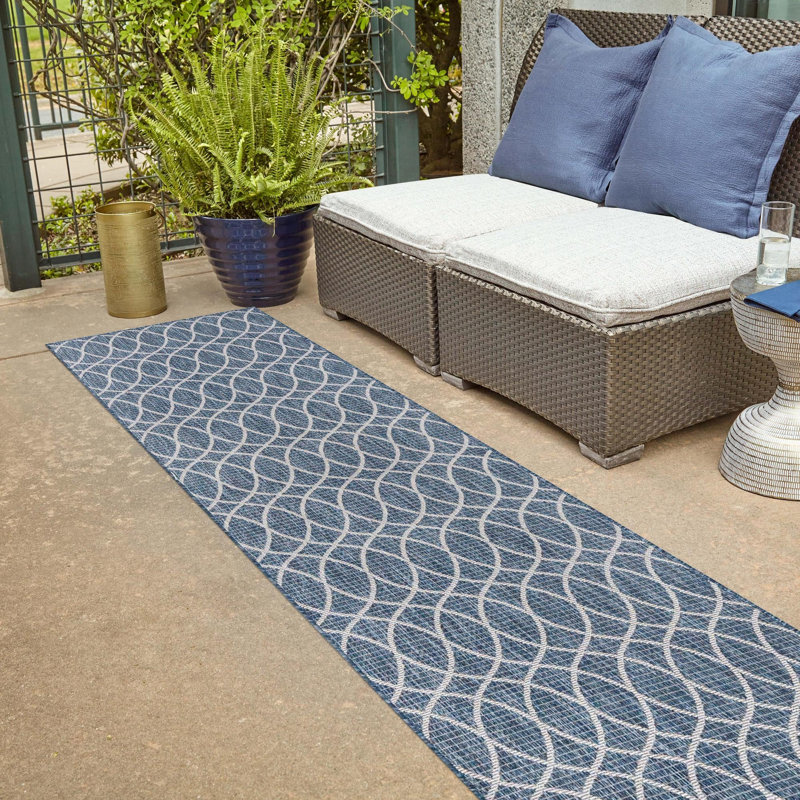 Blue Gitter Indoor/Outdoor Trellis Rug, Runner 2'11" x 10'