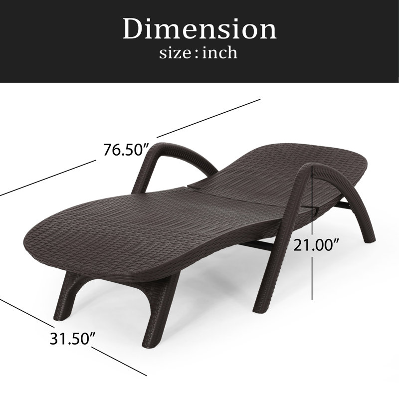 CHAISE LUNGE