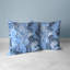 Oreiller réversible à motif floral intérieur / extérieur Leafy Whirl-101127156-101127158