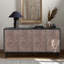 Buffet Mid-Century avec pieds en bois massif