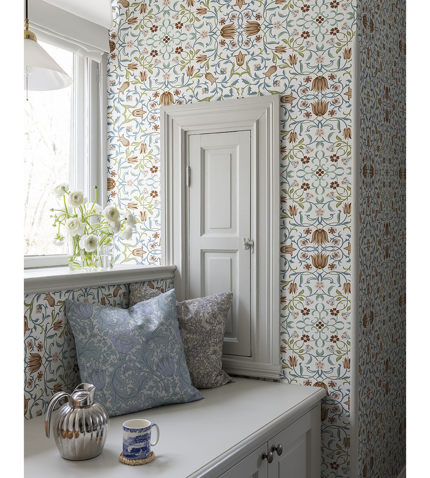 Floral Wallpaper, Red