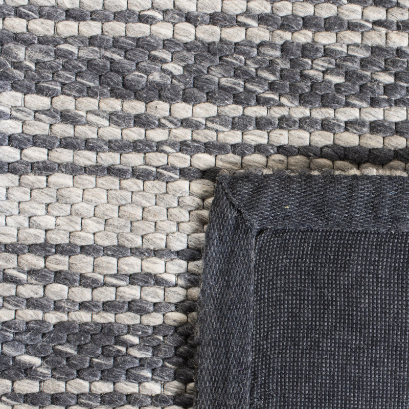 Maone Hand Loomed Performance Striped Rug, Rectangle 4' x 6'