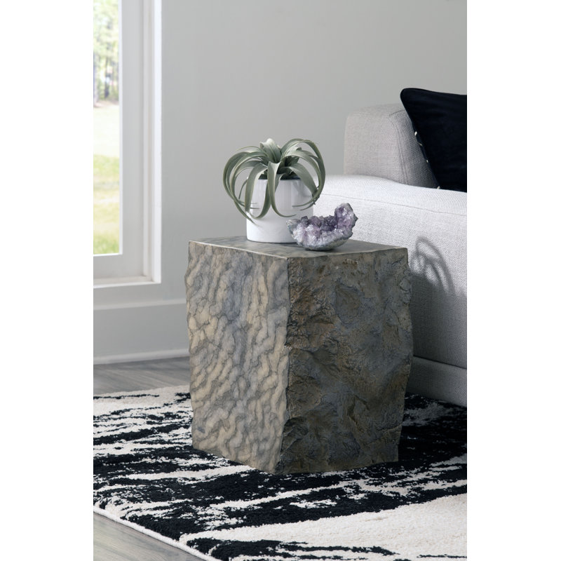 Tabouret en fonte de marbre, faux fini