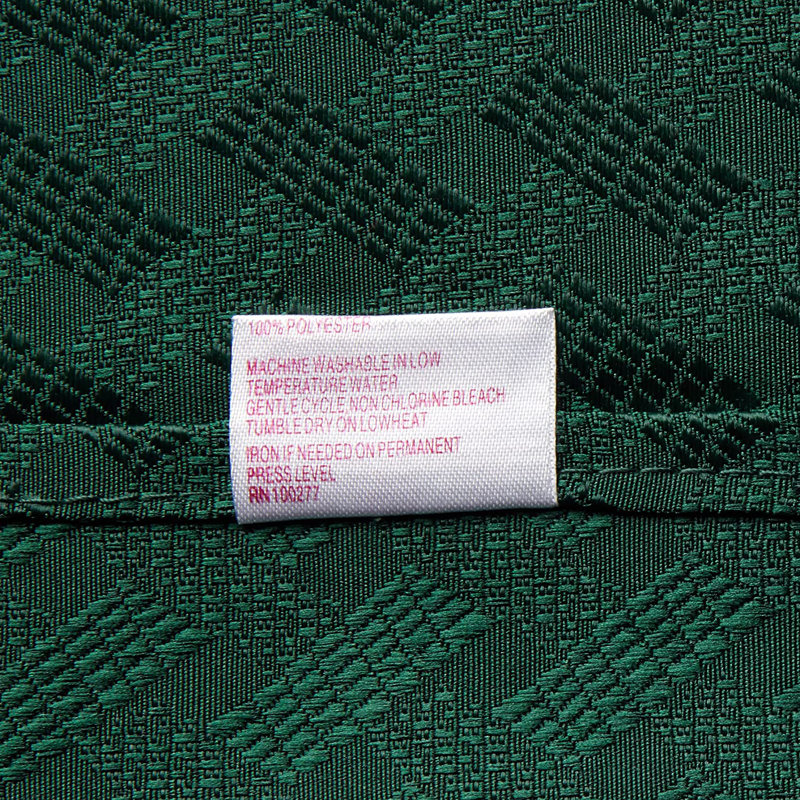 Motif rayé nervuré The Holiday Aisle®, 102 po x 60 po, Vert