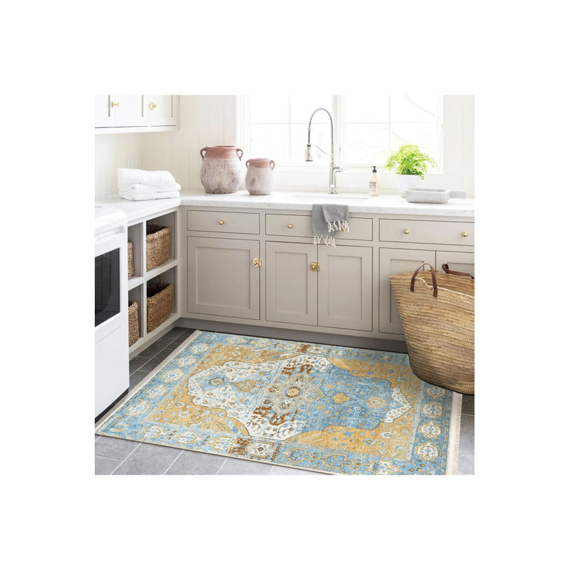 Tapis décoratif à motif traditionnel beige lavable à la machine de la collection Barcelona