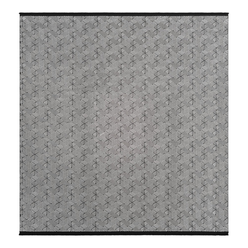 Tapis Kanoi, Carré 7 pi 10 po