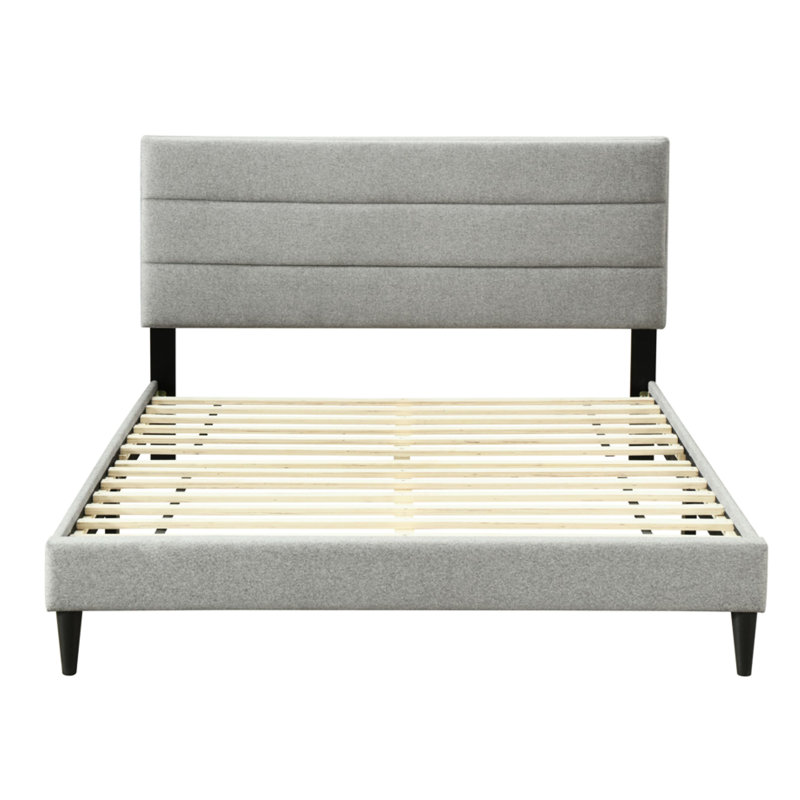 Lit simple à rainures dans une boîte avec tête de lit tapissier gris