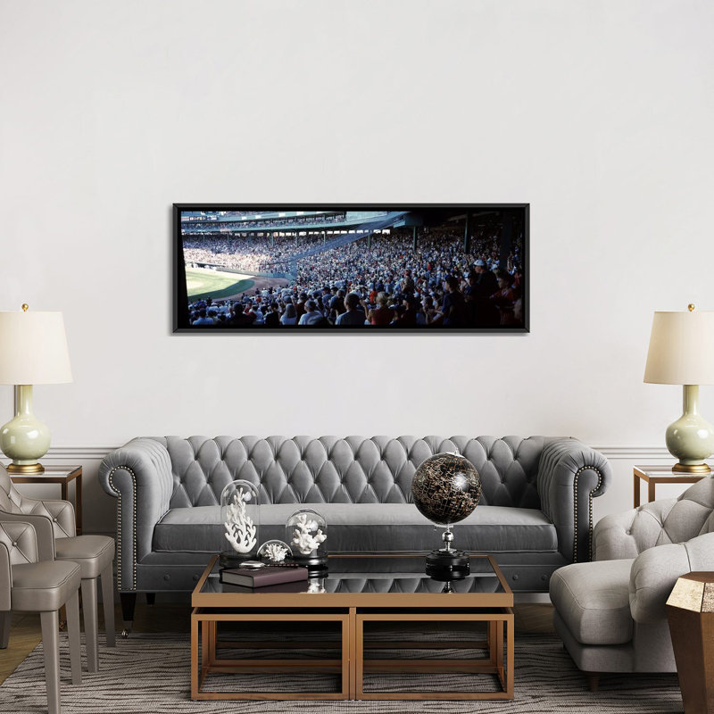 Spectateurs panoramique regardant un match de baseball dans un stade, Fenway Park, Boston, Suffolk County, Massachusetts, États-Unis - reproduction de photo sur toile