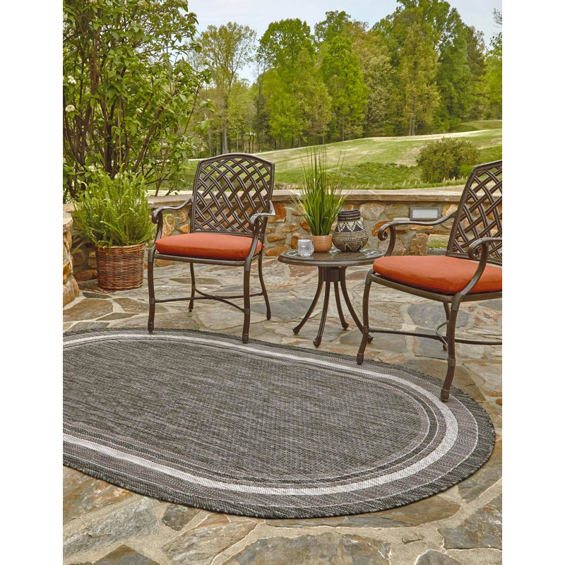 Sevinc Indoor / Outdoor Rug, Oval 5'3" x 8'
