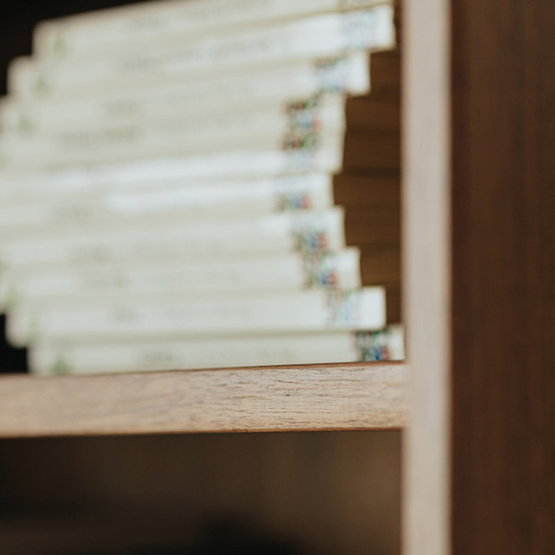 Bibliothèque italienne de style italien du sol au plafond