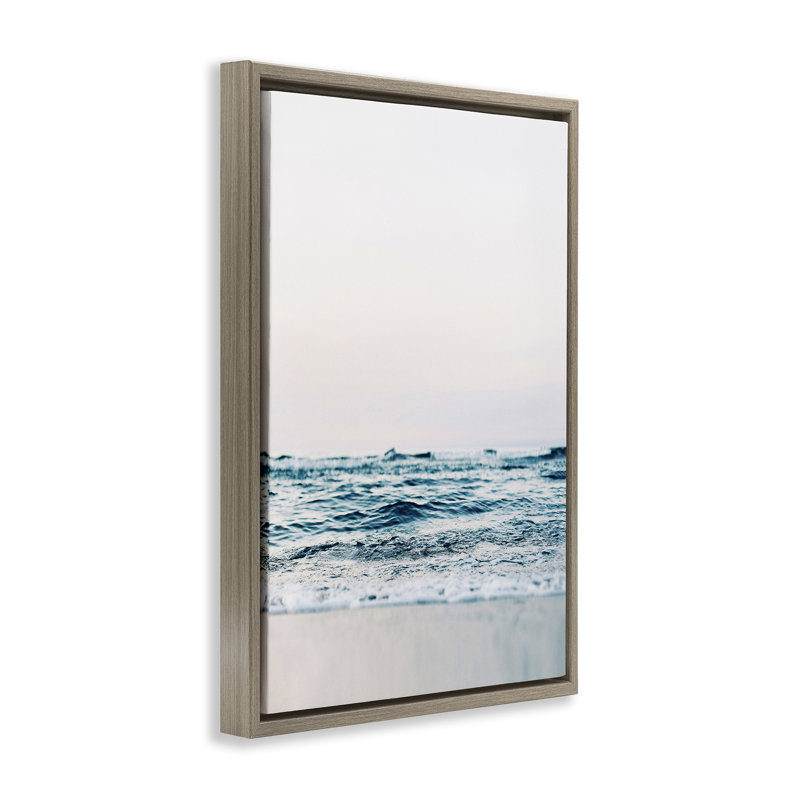 Toile flottante encadrée «Subtle Beach Waves» par Sissi et Seb, Cadre flottant orme Montalcino, H 25 po x l 17 po