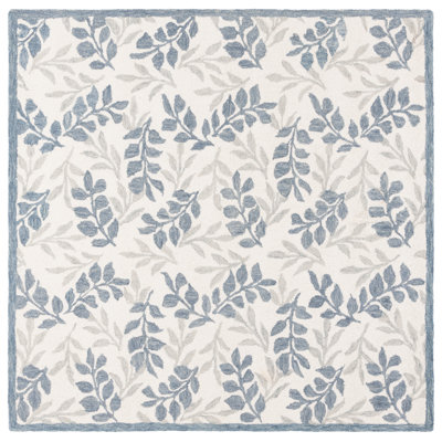 Martha Stewart 300 Hand Tufted Wool/Cotton Floral Rug in Ivory/Grey/Ivory/Gray