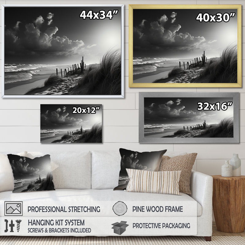 «Black and White Beach Scenery II - Coastal Beach», reproductions encadrées, H 30 po x l 40 po x P 1,5 po