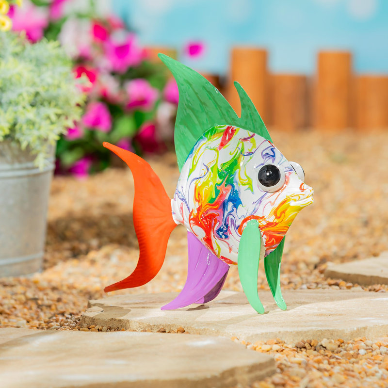 Statuaire de poissons arc-en-ciel, teinture sur marbre
