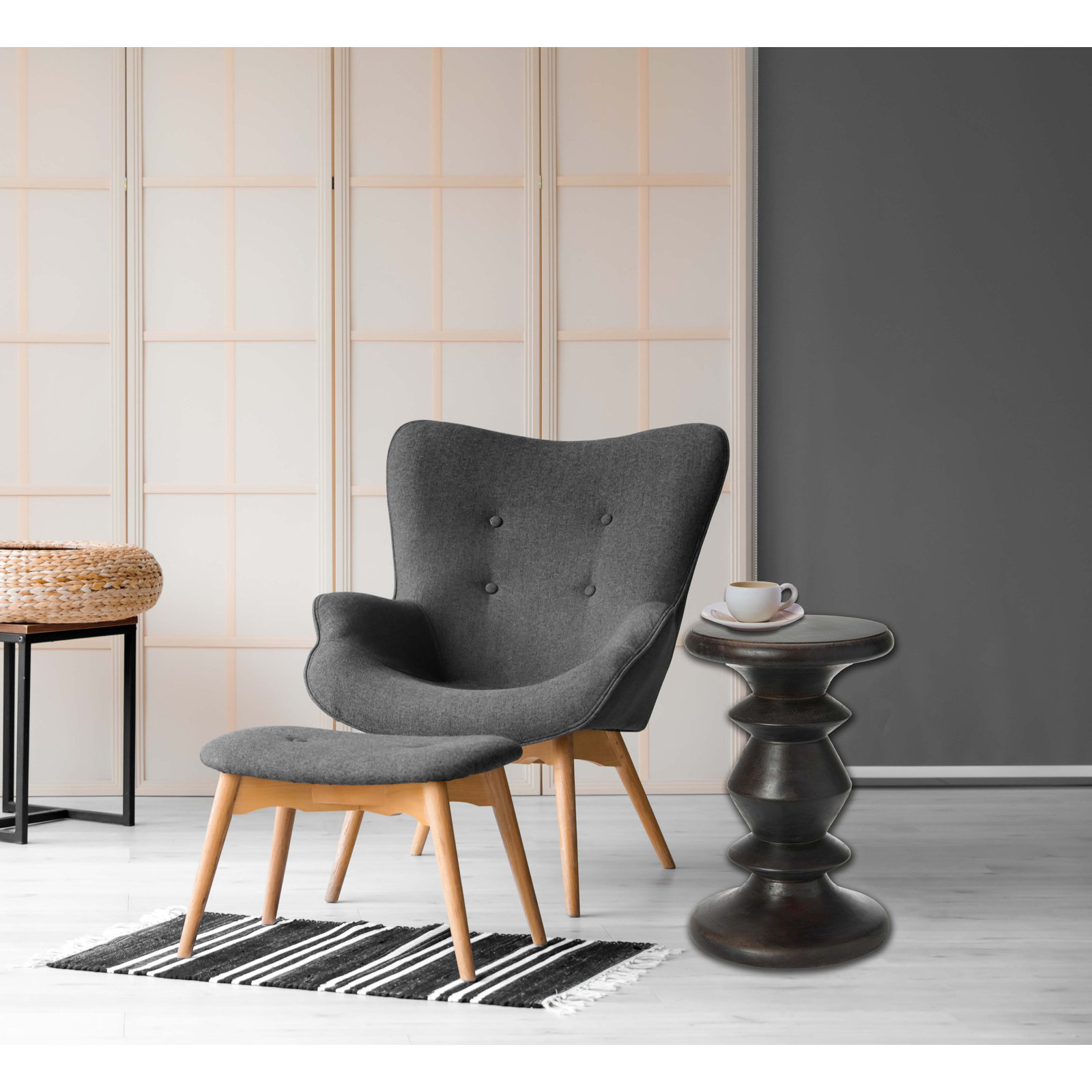 Trashawn Solid Wood End Table, Black