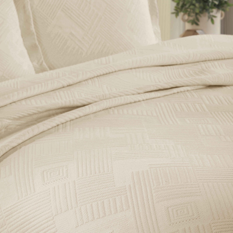 Scotia 100% Cotton All-Season Geometric Fret Jacquard Matelasse Bedspread/Coverlet Set, Full Bedspread + 2 Shams, Ivory