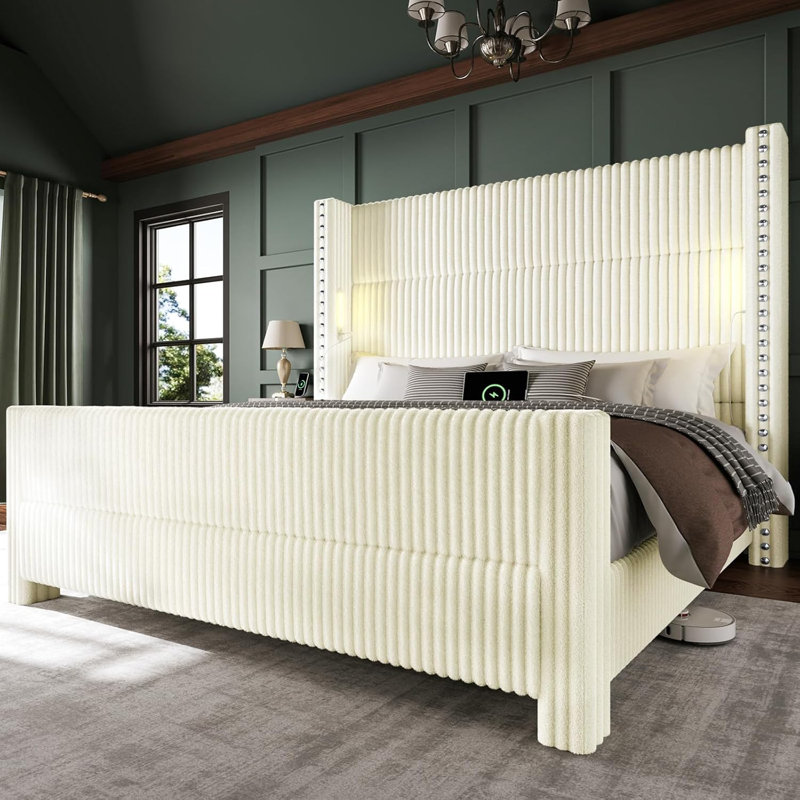Structure de grand lit avec tête de lit haute de 56,7 po et lampes de lecture, lit plateforme tapissier à oreilles en velours côtelé avec station de charge, design rétro moderne, silencieux, sans sommier tapissier requis