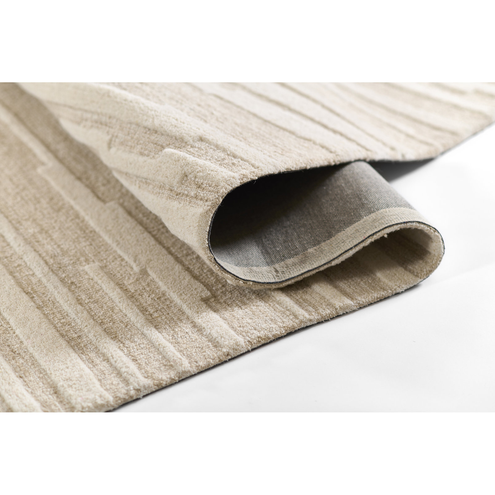 Keaundra Hand-Woven Geometric Wool Rug, Rectangle 5' x 8'