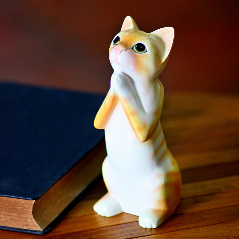 Figurine de voeu tabby allongé gingembre Deakins