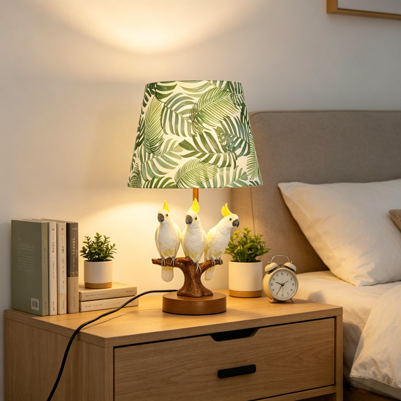 Lampe de table perroquet 16 po, base de figurine oiseau en résine avec abat-jour feuille tropicale, lampe de chevet rétro de style jardin