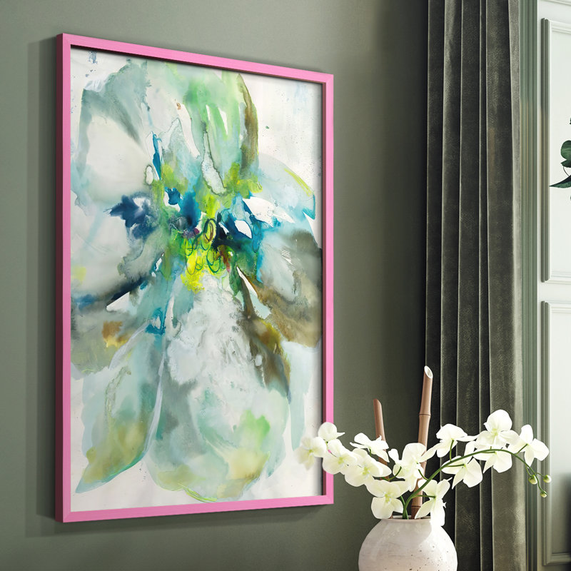 Peut-être Petunias I, reproduction encadrée - bois massif, Rose, H 10 po x l 8 po