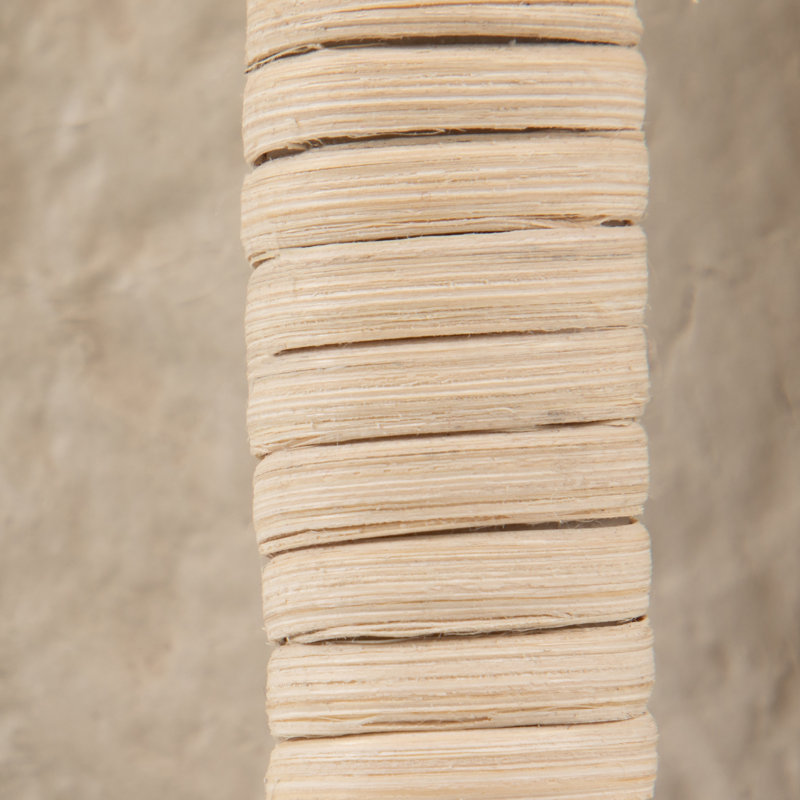 Vase décoratif en poterie de bois tissé Ecomix Cane Design texturé fabriqué à la main Matériaux naturels Accent artisanal durable Détail décoratif terreux moderne rustique biologique