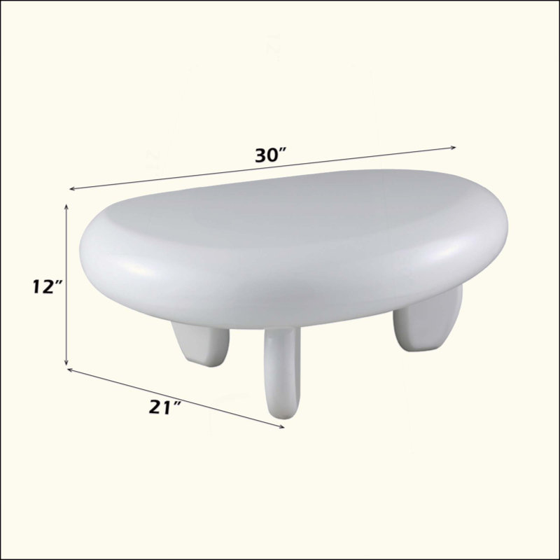 Élégante table basse ultrabrillante en MDF durable, parfaite pour la vie moderne et les espaces de divertissement.