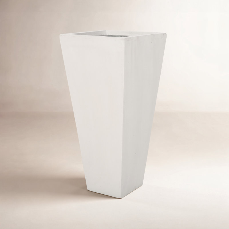 Devi Pot Planter, Matte White, 1