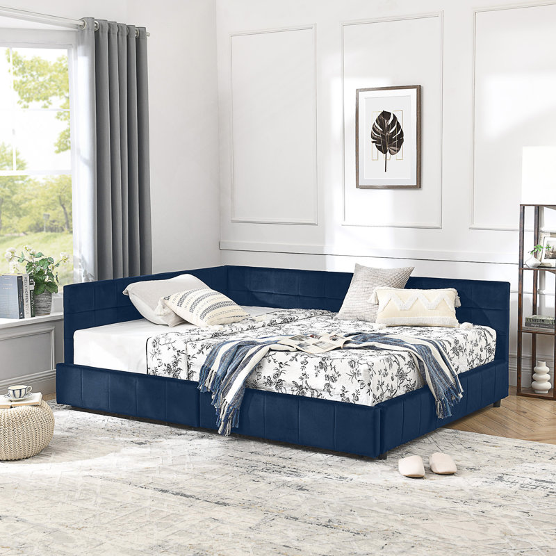 Full Size Upholstered Tufted Storage Daybed With Sturdy Wood Frame And Dual-Function Design For Bedroom Or Living Room Use.