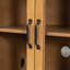 Armoire de rangement à l'entrée du salon et de la salle à manger-128970093